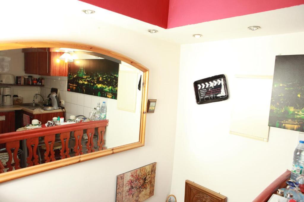 Aparthotel Haus Enteresan Colonia Habitación foto