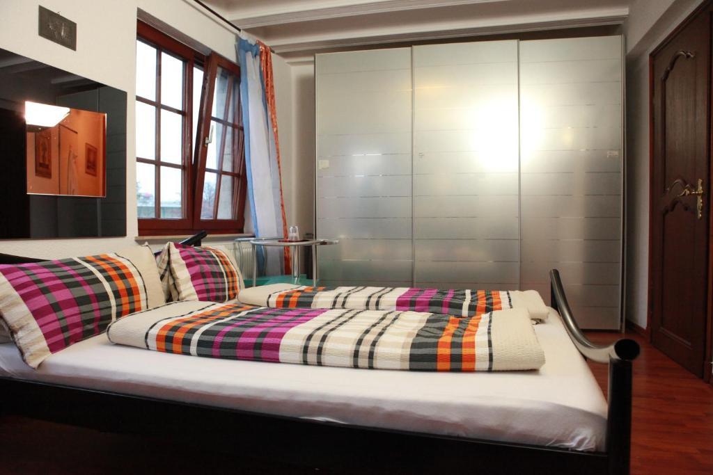 Aparthotel Haus Enteresan Colonia Habitación foto
